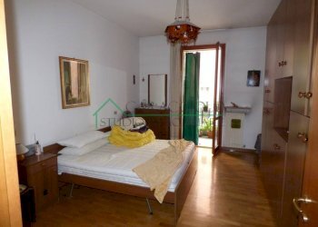 Camera da letto - Bilocale piazza Generale Carlo Alberto Dalla Chiesa, Bollate - foto 13