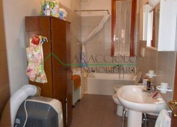 Bagno - Two-room apartment piazza Generale Carlo Alberto Dalla Chiesa, Bollate - photo 15