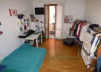 Camera da letto - Two-room apartment piazza Generale Carlo Alberto Dalla Chiesa, Bollate - photo 24