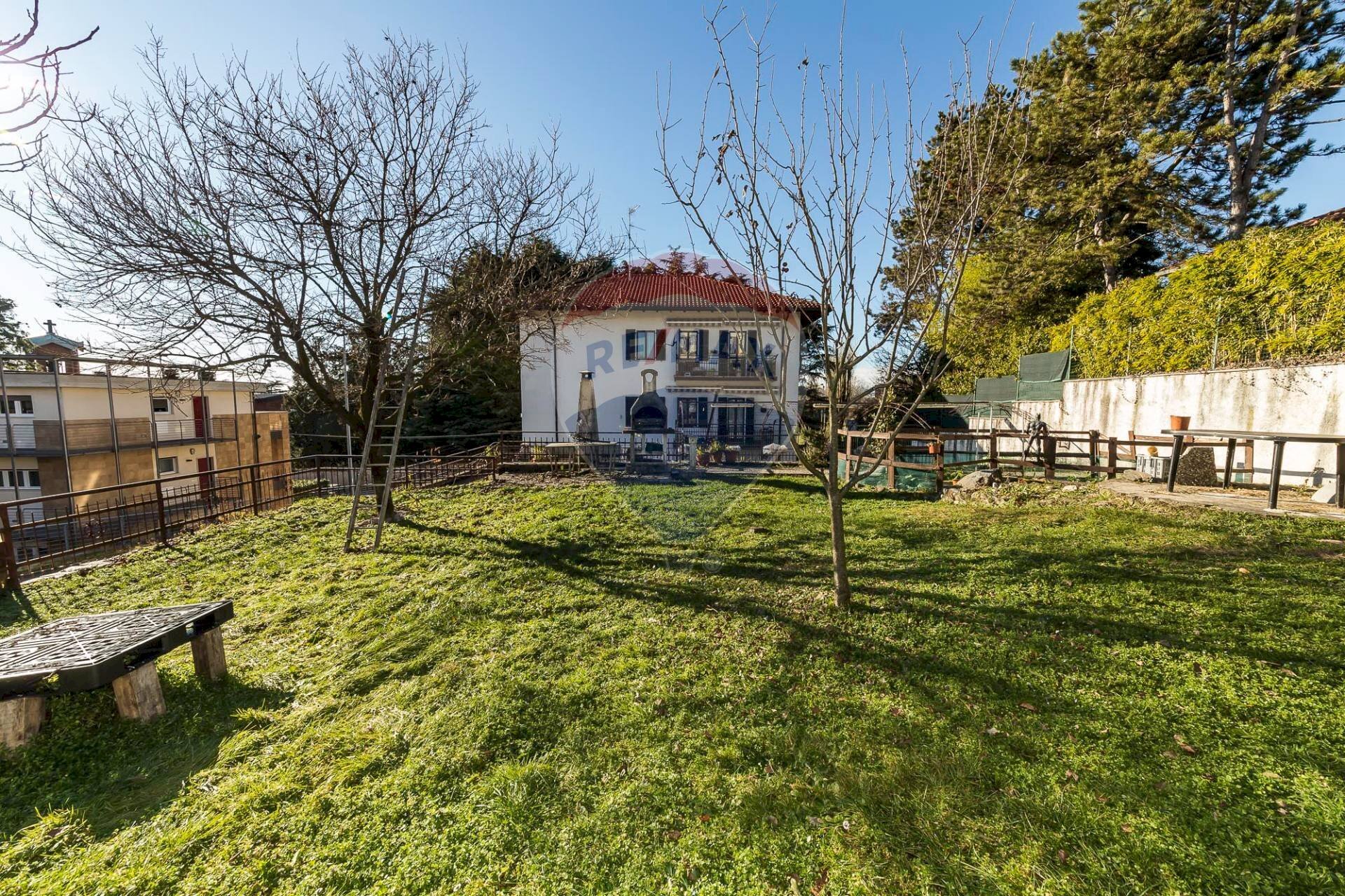Giardino - Attico via santo sudario
 
14, Besana in Brianza - foto 1