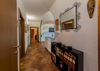 Hall / corridoio - Attico via santo sudario
 
14, Besana in Brianza - foto 21