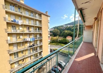 Balcone - Bilocale via Isola del Vescovo, Genova (zona Molassana) - foto 5