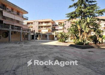 Zona - Trilocale via Santi Bonaccorsi, 6, Aci Catena - foto 6
