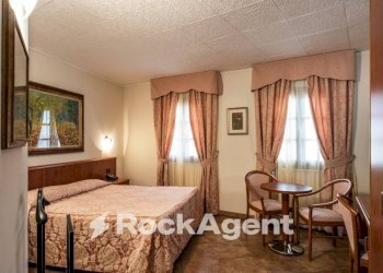 Camera da letto - Hotel via Frazione Mezzano, 117, Sannazzaro de' Burgondi - foto 18