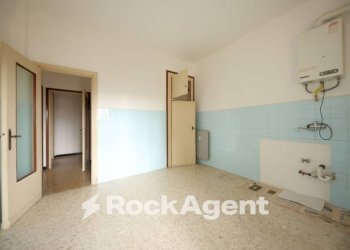 Cucina - Four-room apartment via Santa Maria Assunta di Nervi, Genova (neighborhood Quarto) - photo 23