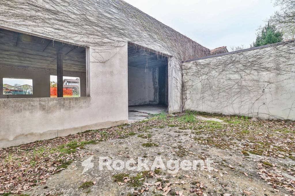 Magazzino - Terreno edificabile via Centrale, 1A, Portomaggiore - foto 1