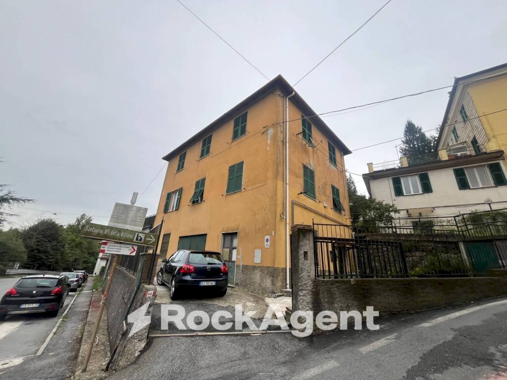 Facciata - Four-room apartment via alla Vittoria, 2, Busalla - photo 1