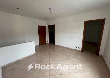 Cucina - Four-room apartment via alla Vittoria, 2, Busalla - photo 4