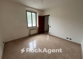Camera da letto - Four-room apartment via alla Vittoria, 2, Busalla - photo 7