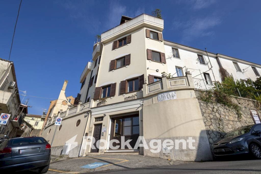 Facciata - Stabile - Palazzo via Vincenzo D'Amato, 70, Catanzaro - foto 1