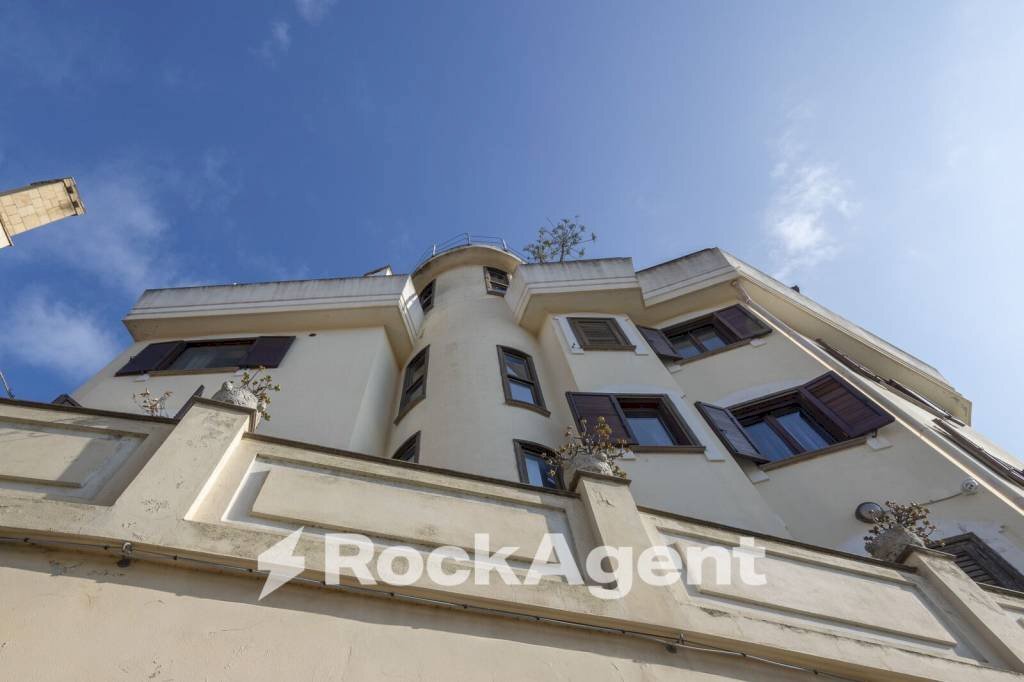 Facciata - Stabile - Palazzo via Vincenzo D'Amato, 70, Catanzaro - foto 2