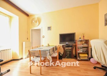 Salone - Four-room apartment via del Lagaccio, 12, Genova (neighborhood Granarolo) - photo 3