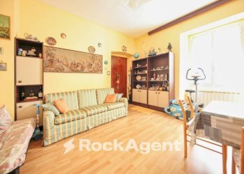 Salone - Four-room apartment via del Lagaccio, 12, Genova (neighborhood Granarolo) - photo 5
