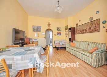Salone - Four-room apartment via del Lagaccio, 12, Genova (neighborhood Granarolo) - photo 9