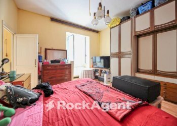 Camera da letto - Four-room apartment via del Lagaccio, 12, Genova (neighborhood Granarolo) - photo 13
