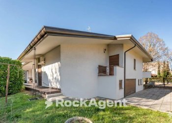 Facciata - Villa via Torino, 20, Selvazzano Dentro - foto 10