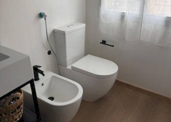Bagno - Two-room apartment via Matteo Maria Boiardo, Formigine - photo 15