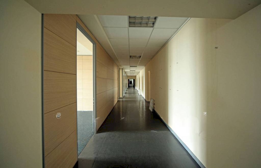 Corridoio - Ufficio via Antica Fiumara, 3, Genova (zona Sampierdarena) - foto 1