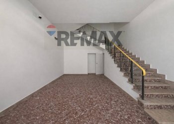 Scale - Apartment Viale Don Minzoni
 
14, Giarre - photo 2
