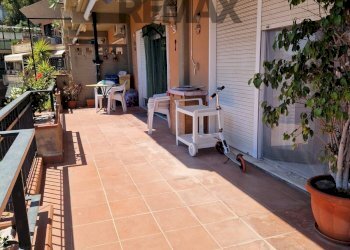 Terrazza - Four-room apartment piazza franz Pagano
 
25, Taormina - photo 24