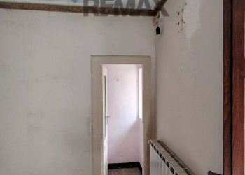 Hall / corridoio - Casa indipendente VIA DEI LONGHITANO
16/18, Randazzo - foto 18