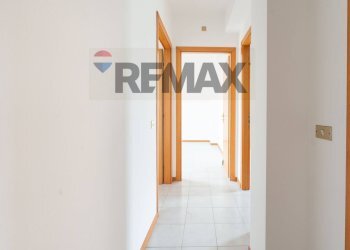 Hall / corridoio - Appartamento via firenze
 
168, Aci Castello - foto 17
