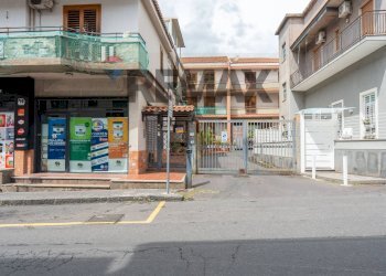 Edificio all\'aperto - Appartamento via firenze
 
168, Aci Castello - foto 28