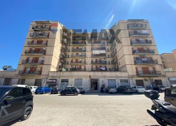 Edificio all\'aperto - Appartamento Via Mascalucia
 
5, Siracusa - foto 2