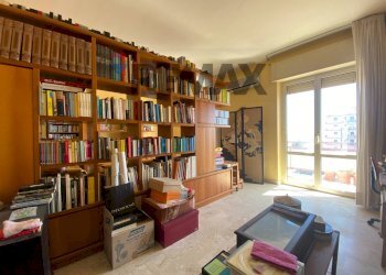 Soggiorno - Appartamento Via Mascalucia
 
5, Siracusa - foto 13