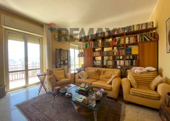 Soggiorno - Appartamento Via Mascalucia
 
5, Siracusa - foto 17