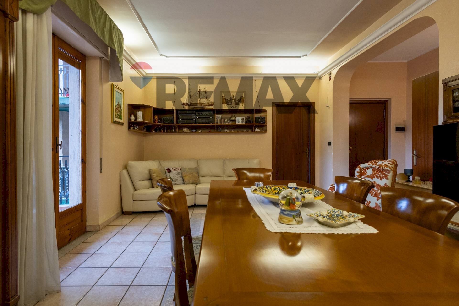 Sala da pranzo - Appartamento Via IV Novembre
 
134, Aci Catena - foto 3