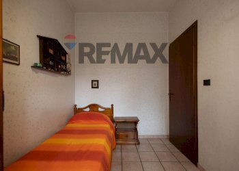 Camera / camera da letto - Appartamento Via IV Novembre
 
134, Aci Catena - foto 4