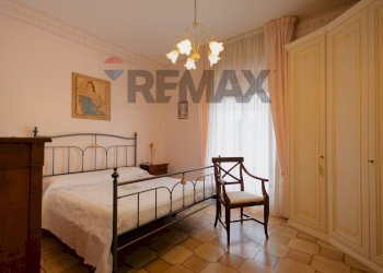 Camera / camera da letto - Four-room apartment Via IV Novembre
 
134, Aci Catena - photo 6