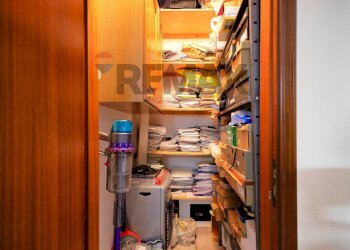 Dispensa di stoccaggio - Four-room apartment Via IV Novembre
 
134, Aci Catena - photo 10