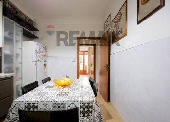 Sala da pranzo - Four-room apartment Via IV Novembre
 
134, Aci Catena - photo 13