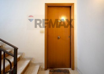 Scale - Four-room apartment Via IV Novembre
 
134, Aci Catena - photo 21