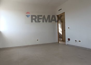 Stanza vuota - Villa a Schiera Via Maria Teresa D'Austria
23, Santa Teresa di Riva - foto 4