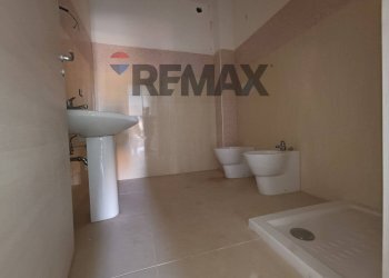 Bagno - Villa a Schiera Via Maria Teresa D'Austria
23, Santa Teresa di Riva - foto 44