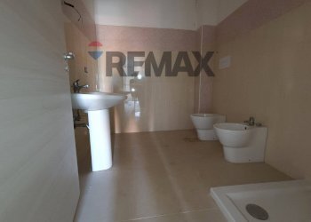 Bagno - Villa a Schiera Via Maria Teresa D'Austria
23, Santa Teresa di Riva - foto 45