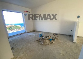 Stanza vuota - Semi-detached house Via Maria Teresa D'Austria
 
23, Santa Teresa di Riva - photo 7