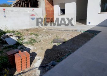 Terrazza - Semi-detached house Via Maria Teresa D'Austria
 
23, Santa Teresa di Riva - photo 14