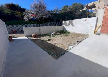 Terrazza - Semi-detached house Via Maria Teresa D'Austria
 
23, Santa Teresa di Riva - photo 15