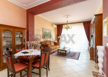 Sala da pranzo - Quadrilocale Via Tommaso Fazello
 
7, Catania - foto 2