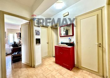 Hall / corridoio - Appartamento Via Gaetano Donizetti
 
21, San Giovanni la Punta - foto 19