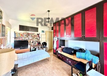 Camera / camera da letto - Appartamento Via Gaetano Donizetti
 
21, San Giovanni la Punta - foto 31