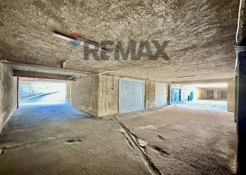 Parcheggio - Appartamento Via Gaetano Donizetti
 
21, San Giovanni la Punta - foto 36