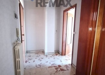 Hall / corridoio - Four-room apartment Corso Sicilia
 
91, Enna - photo 5