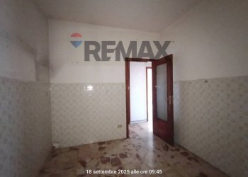 Stanza vuota - Four-room apartment Corso Sicilia
 
91, Enna - photo 8