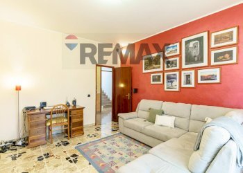 Soggiorno - Casa indipendente Corso Kennedy
 
6, Troina - foto 3