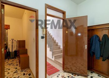 Hall / corridoio - Casa indipendente Corso Kennedy
 
6, Troina - foto 13